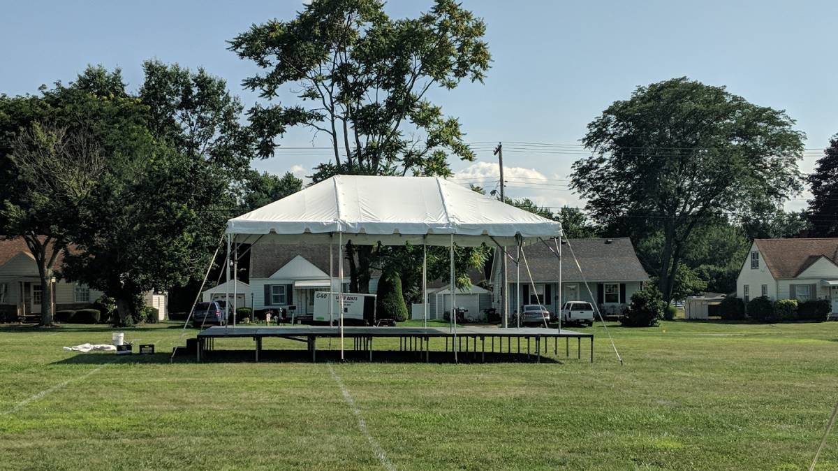 16x24 Anchor Style Frame Tent On A Stage